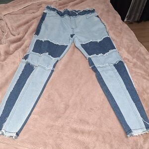 Women's Two-Tone Distressed Jeans- W Sz 16